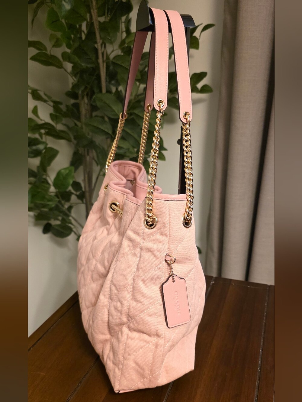 Coach Pink Denim Evelyn Quilted Shoulder Bag CER79 - Picture 3 of 10